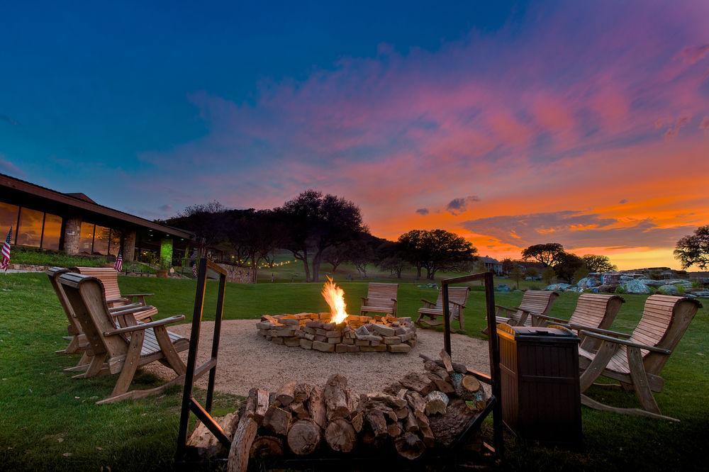 Tapatio Springs Hill Country Resort Бърни Екстериор снимка